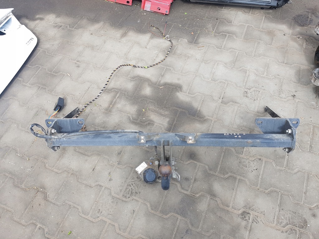 Купити Opel astra v k 15-19r hb фаркоп  буксирувальний