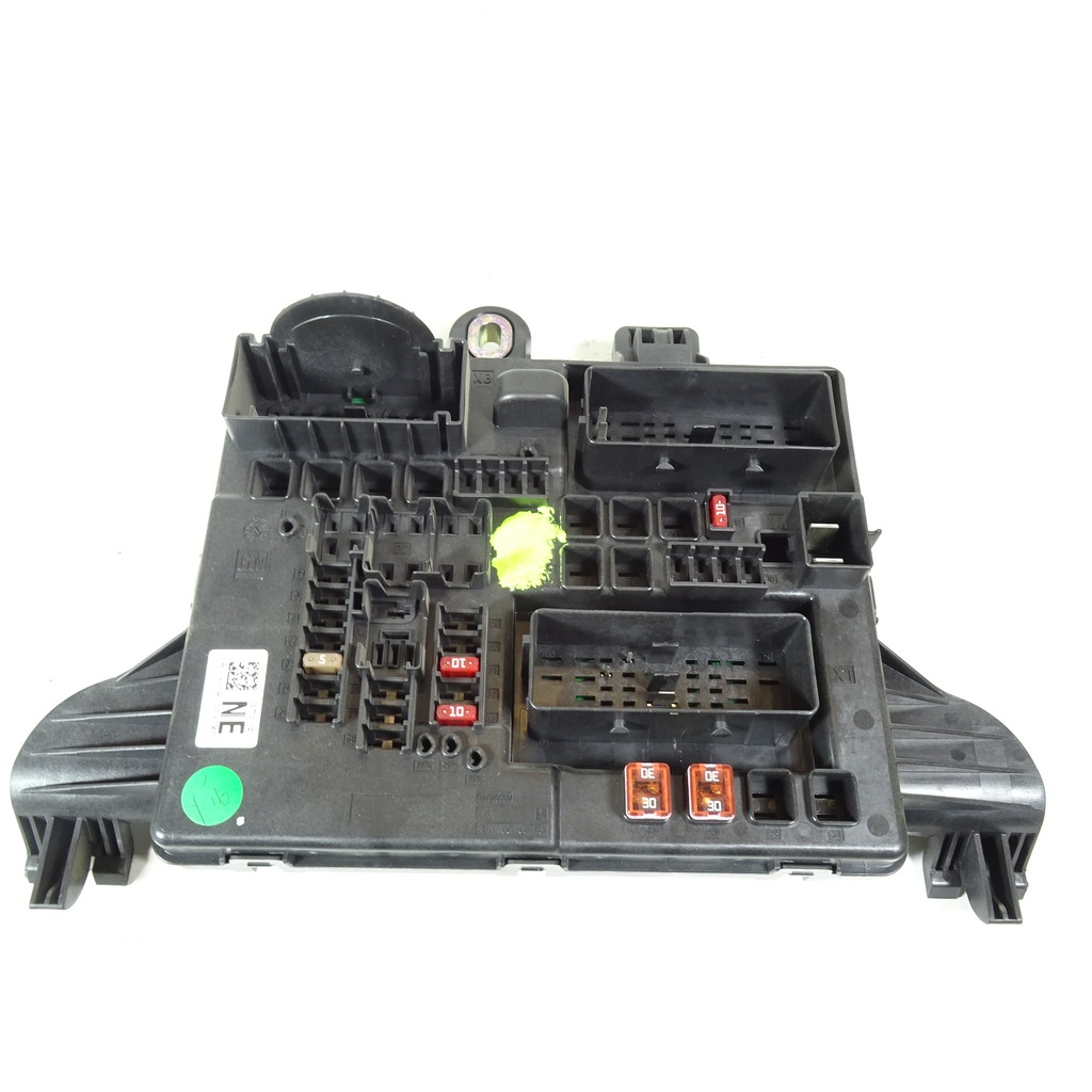 фото №1, Opel insignia a коробка предохранителей 13277321