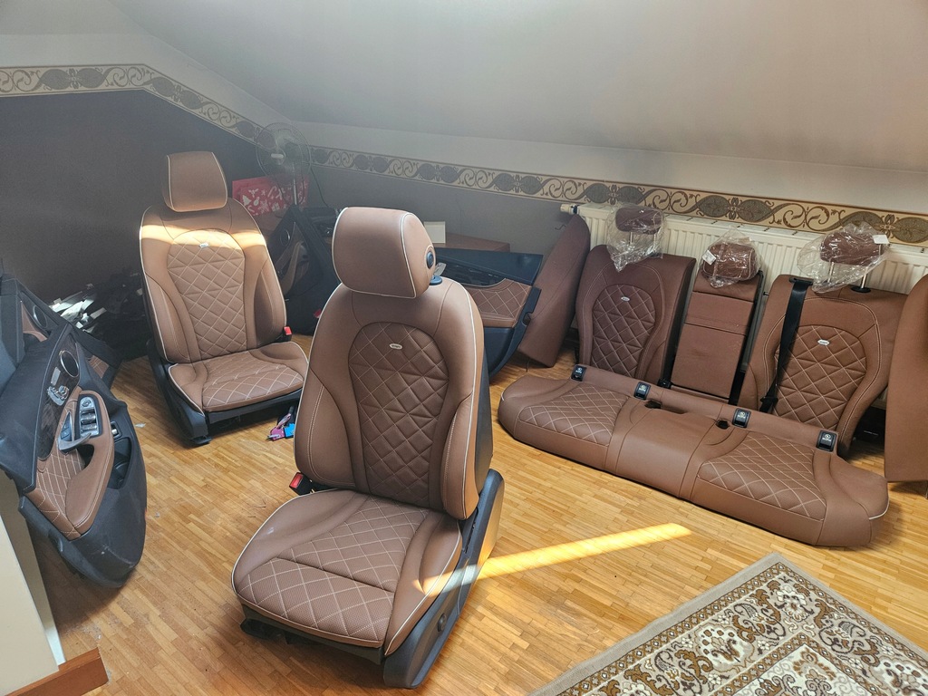 фото №16, Mercedes w205 designo lift sedan сиденья кожа подогрев коричневый nowe !!!