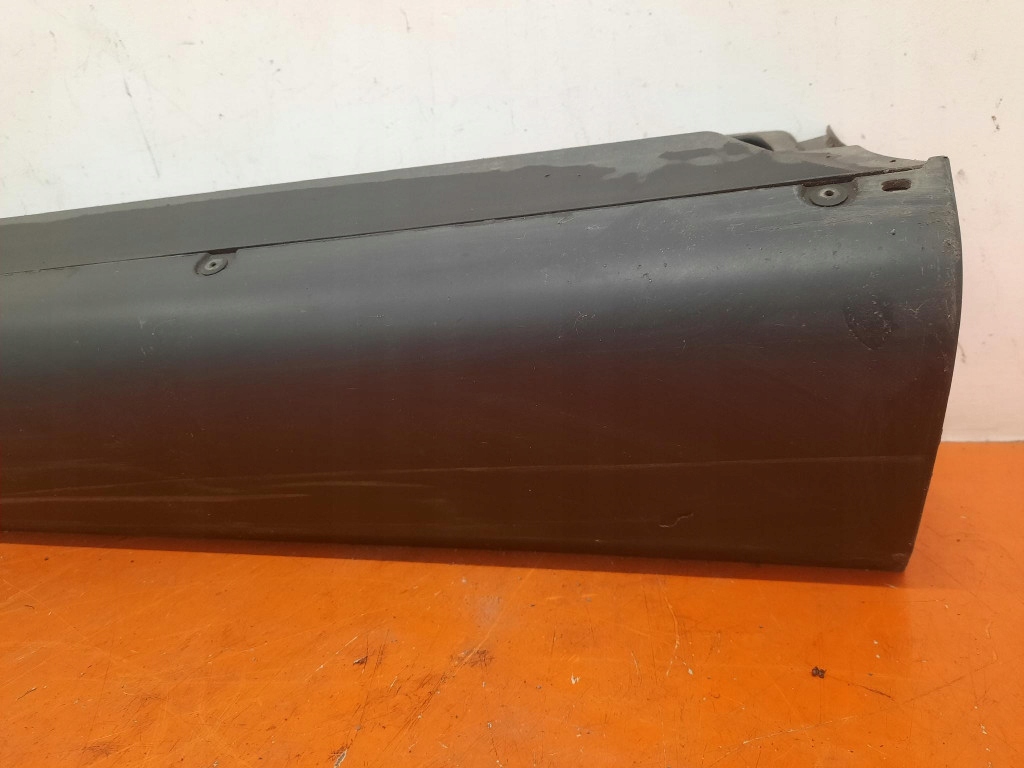 Lexus rx v 22- порог правый  задняя молдинг дверь правая задняя 75743-48030 Оригинал