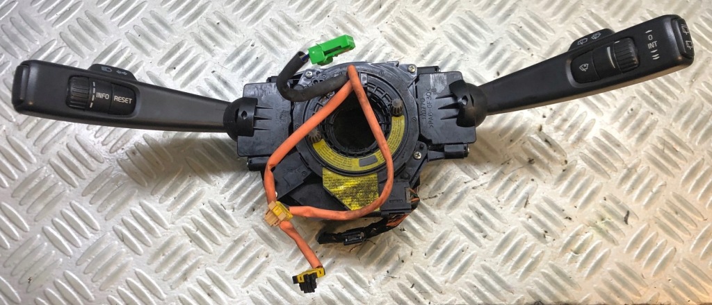 фото №1, Volvo v50 i перемикач комбінований 30773148