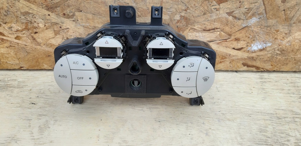 фото №1, Панель кондиционера fiat 500 2012r