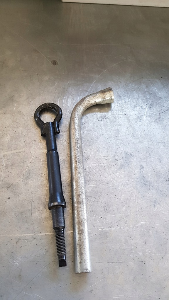 фото №1, Fiat panda ii 2 ушко ключ do kół