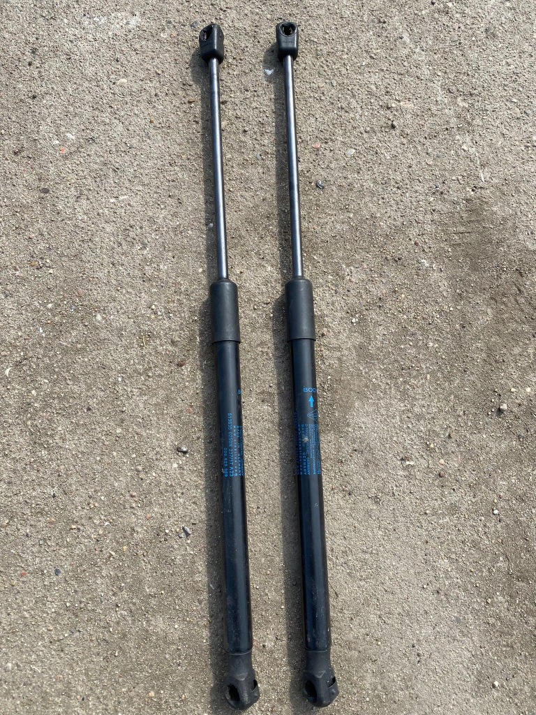 Купити Привід підйомник капот porsche panamera 971