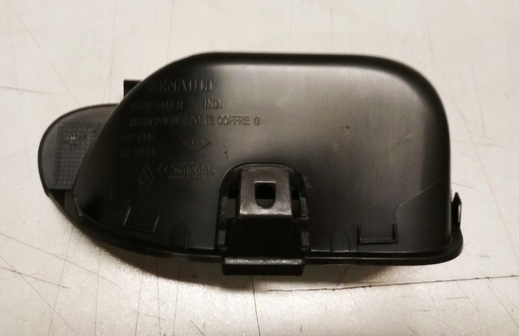 фото №1, Защита ручка крышки багажника megane iv