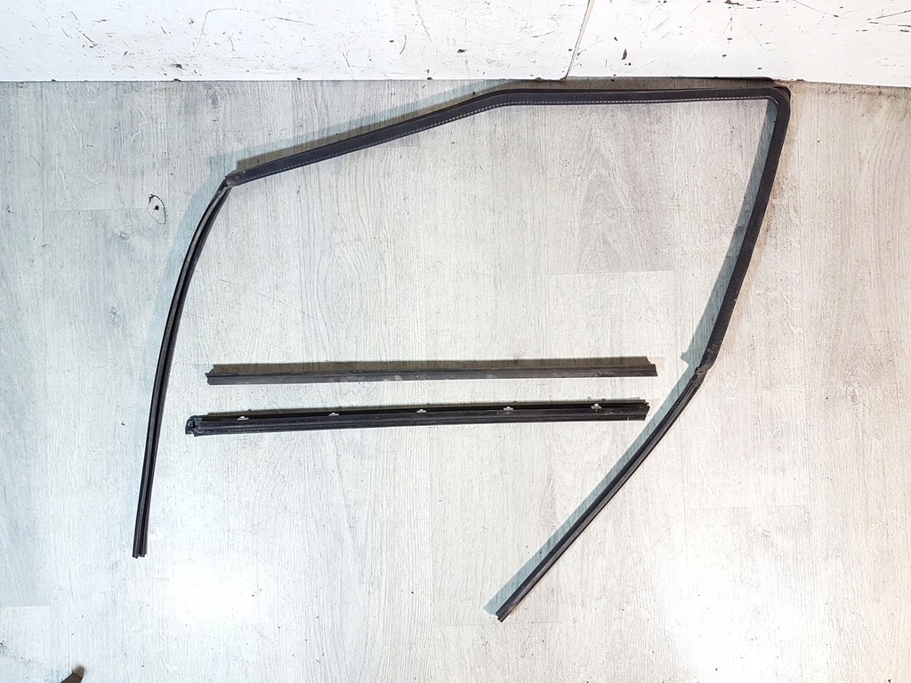 фото №2, Ущільнювачі скло двері kpl перед правий daewoo tico