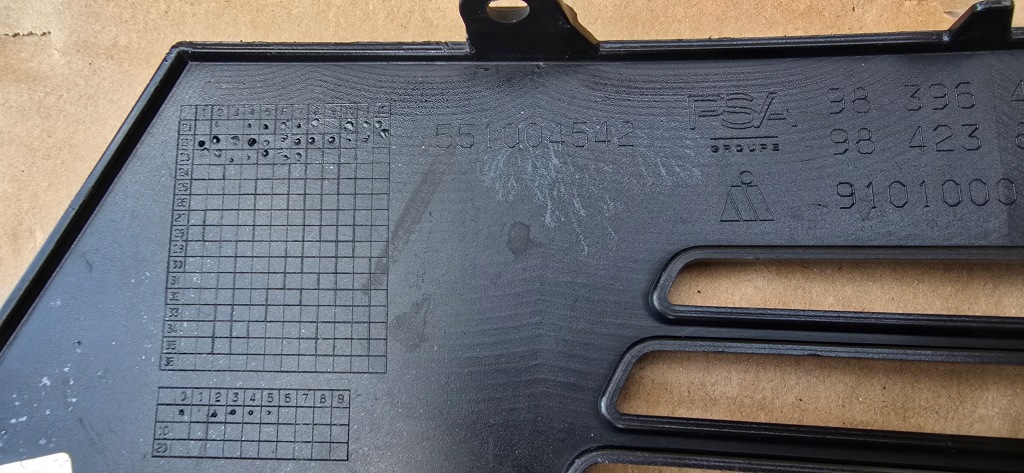 Opel astra vi l решітка радіатора решітка радіатора перед передня Зі Шроту