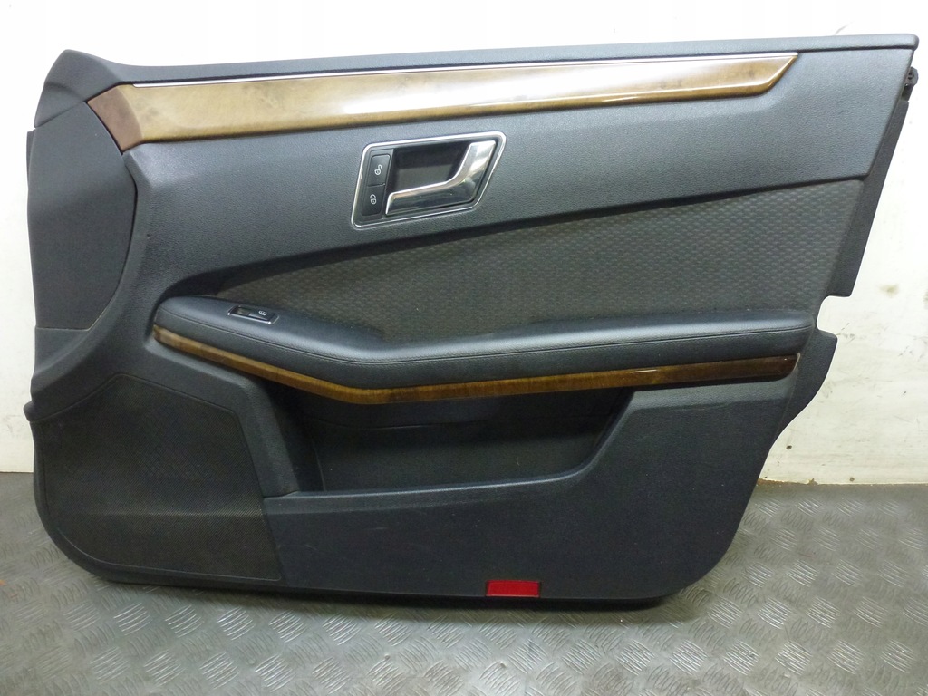 фото №10, Обшивка обшивки перед задня комплект mercedes w212