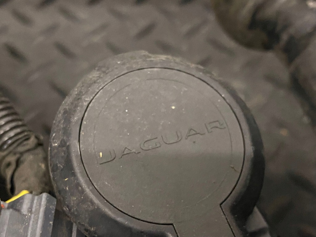 фото №14, Hak знімний комплект do автомобіля jaguar f-pace jk8m17k817ab