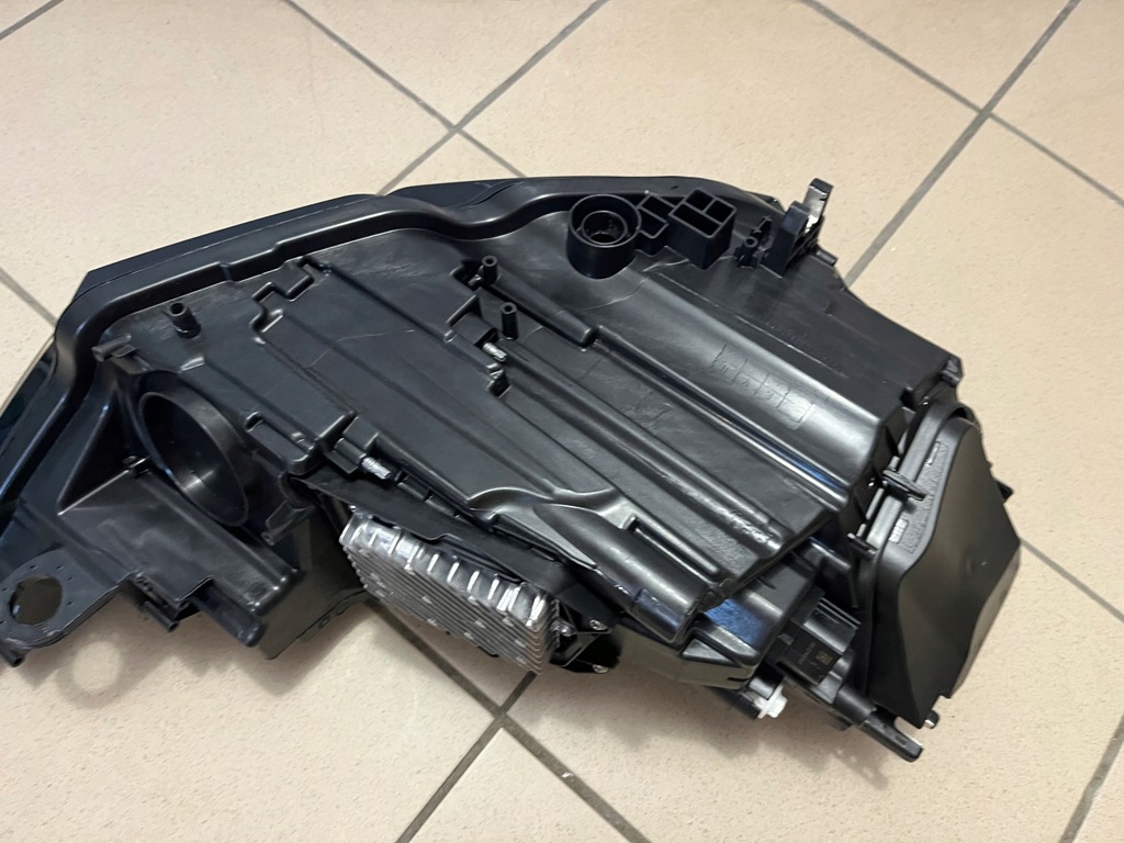 фото №13, Audi a6 a-6 c8 c-8 matrix full led 4k0 лампа передняя перед левая