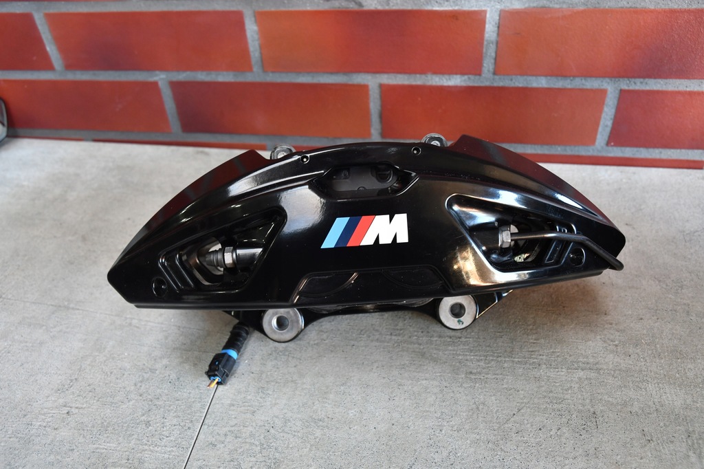 фото №8, Тормоза тормозные диски суппорт bmw 7 g70 i7 g70 m-pakiet 395x36 чёрные 41km