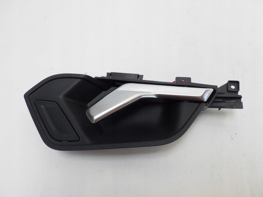 фото №1, Audi q3 83a f3 2021 ручка внутренняя правый задняя