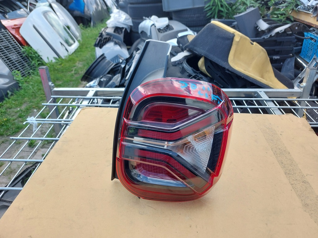 фото №1, Лампа задня задня права dacia duster ii lift 21-