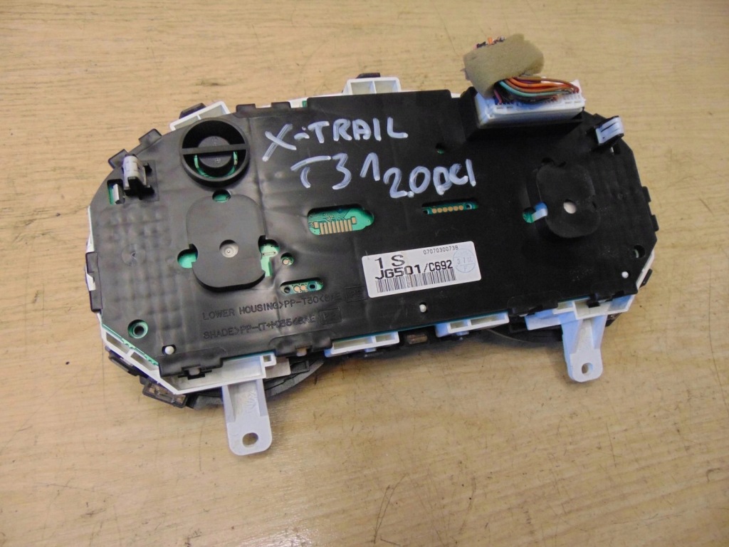 фото №8, Счетчик приборная панель nissan x-trail t31 2.0 dci europa