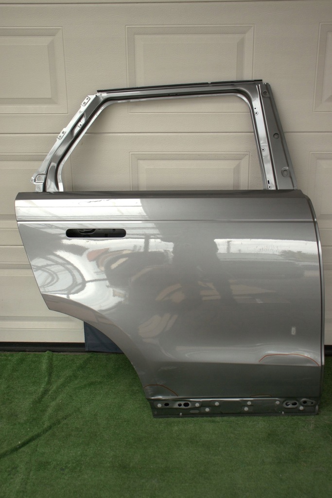 фото №7, Land rover range rover sport l494 подкрылок передние n9x216a182