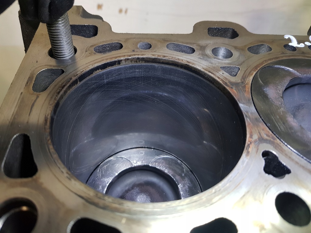 фото №5, Dół двигателя 2.0 dci m9rg650 koleos talisman espace v trafic iii