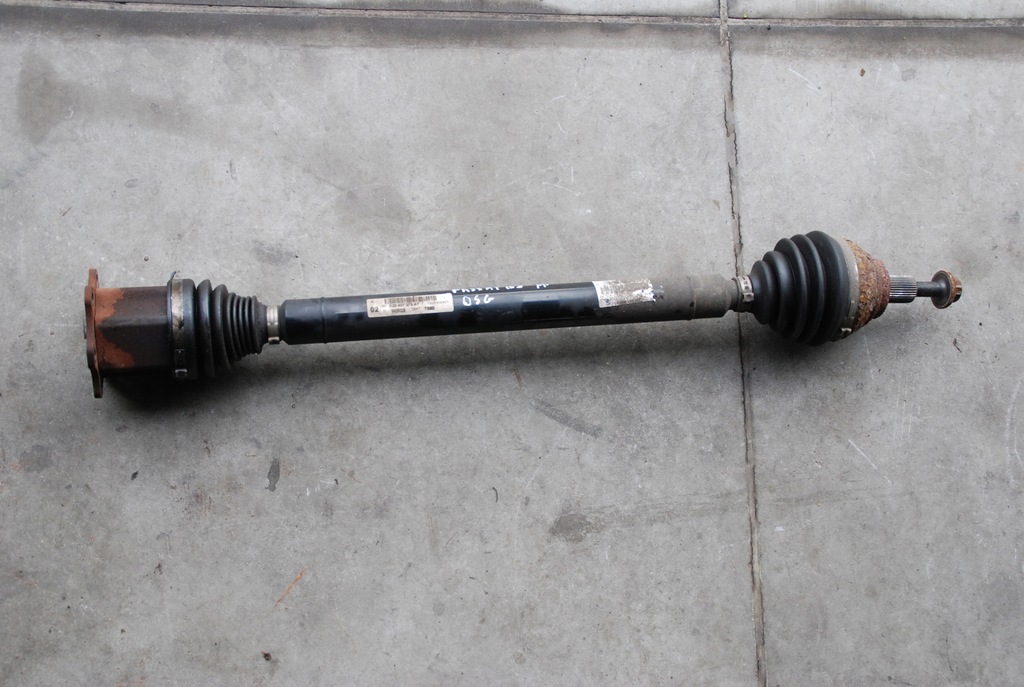 фото №1, Passat b8 superb iii привідний вал права dsg 3q0407272at