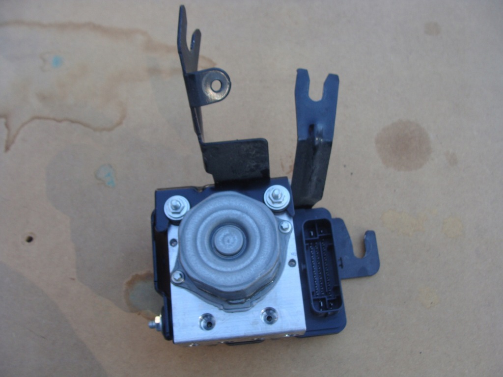 фото №1, Насос abs dacia sandero ii lift 476606615r