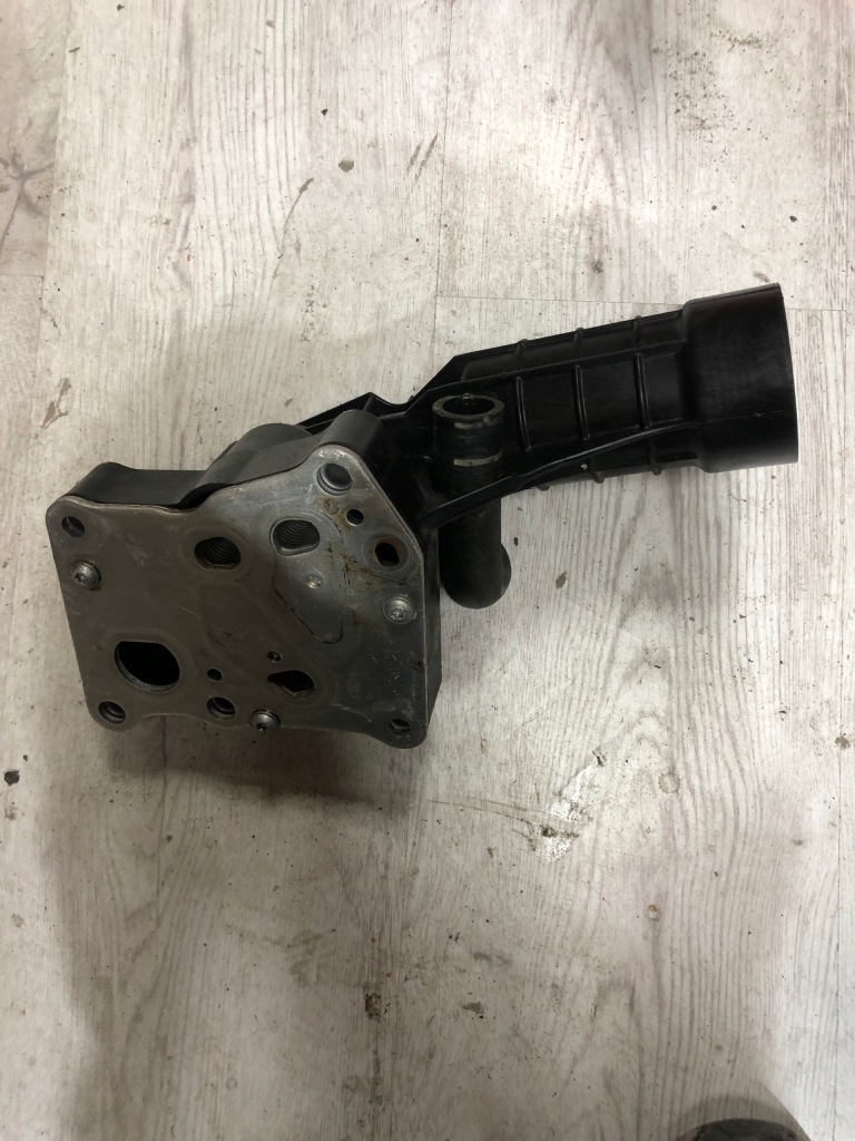 Основа фільтра оливи mercedes w204 2711801210 Оригінал