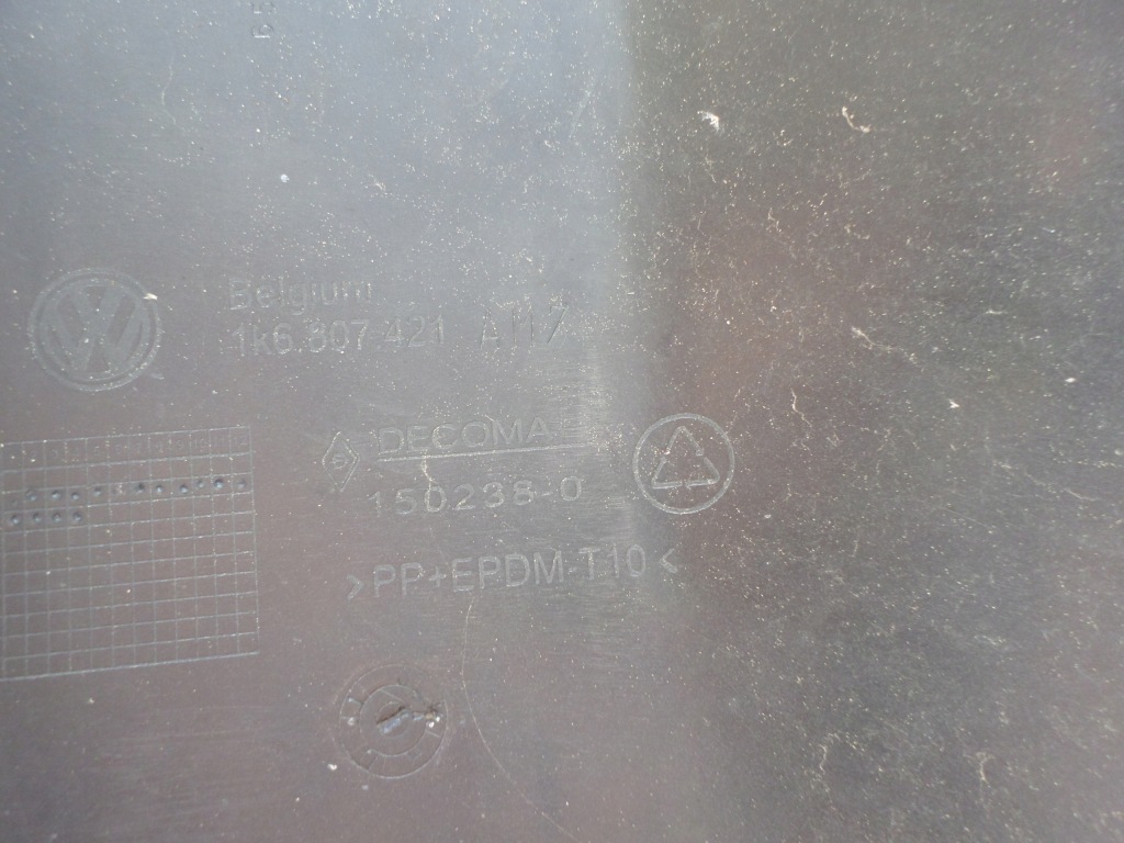 Бампер задний vw golf v 1k6 с Разборки