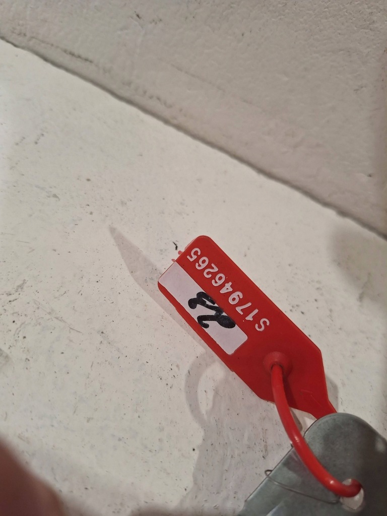 Шторка безопасности воздушная правый  13250503 opel meriva b 10- с Разборки