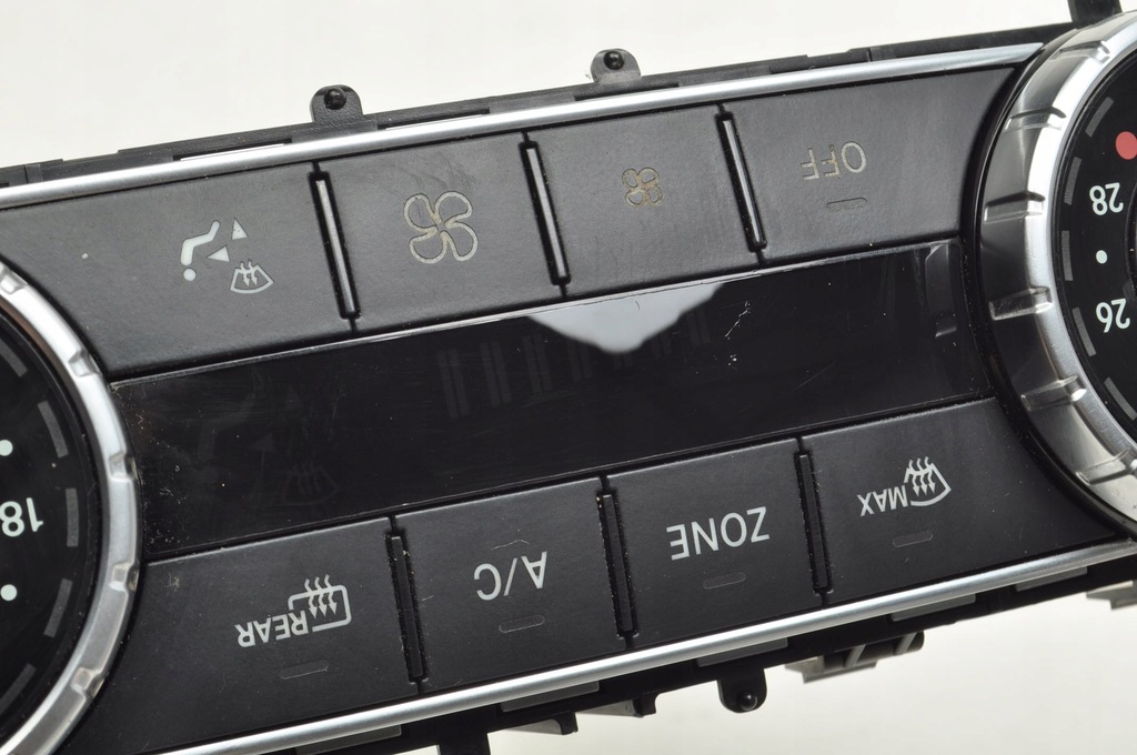 фото №9, Mercedes w204 lift панель кондиционера a2049000715