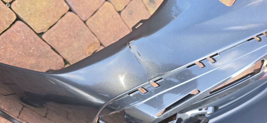 Subaru crosstrek бампер передній перед 2022r- 57704fn200 Недорого