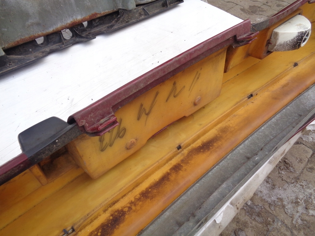 фото №13, Бампер задняя задний chrysler le baron cabrio 88r