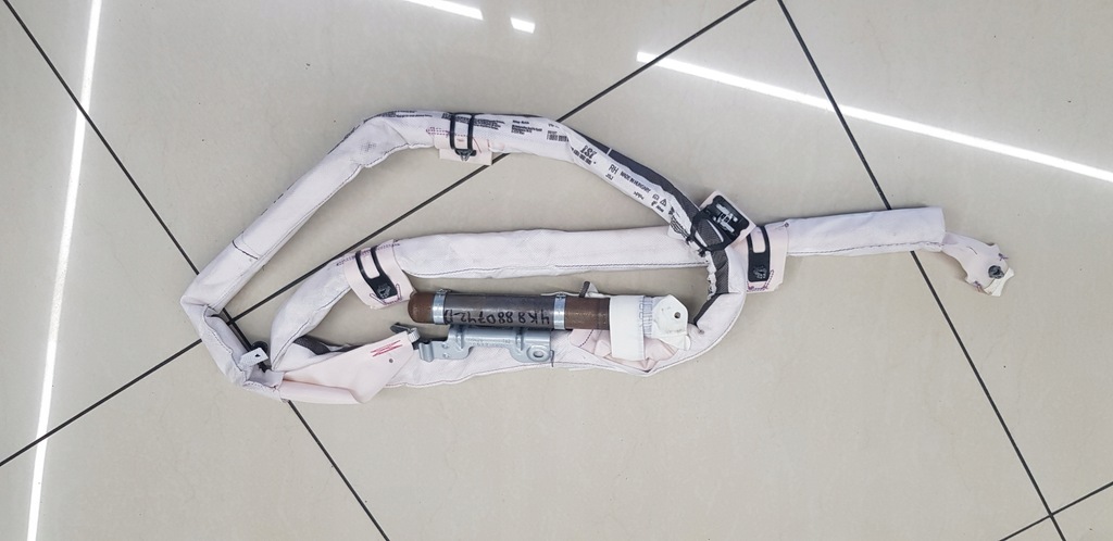 фото №1, Шторка безопасности audi a7 правая 4k8880742d