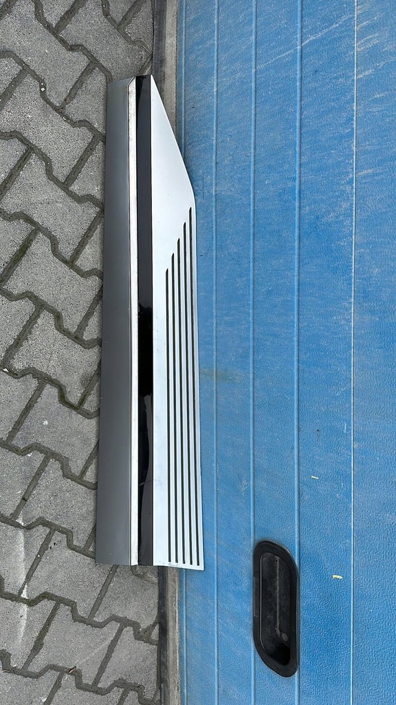 фото №1, Hyundai ioniq 2021- молдинг na дверь передние левая