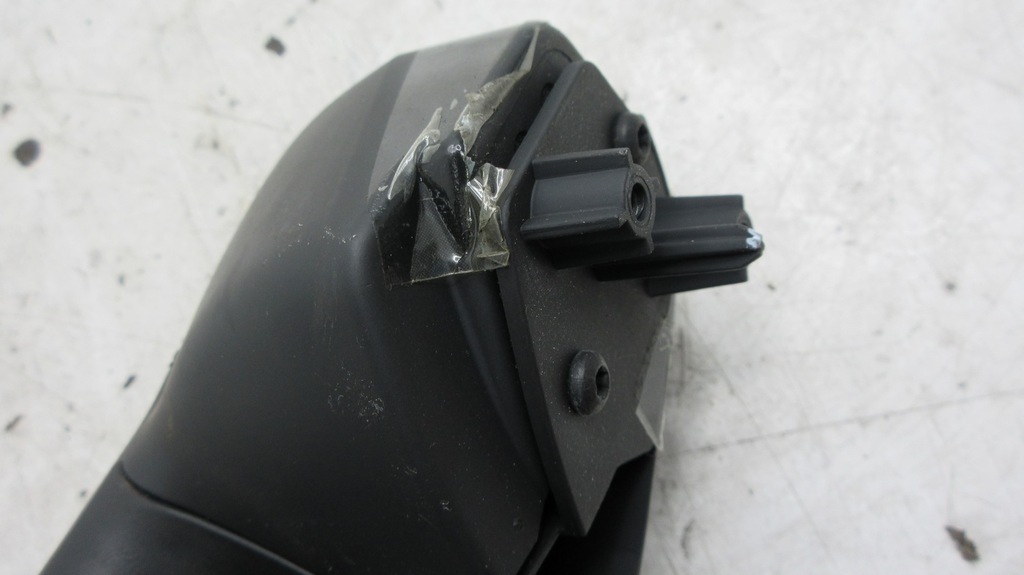 фото №9, Audi a8 d3 4e0867173a захист двері обшивка кронштейн