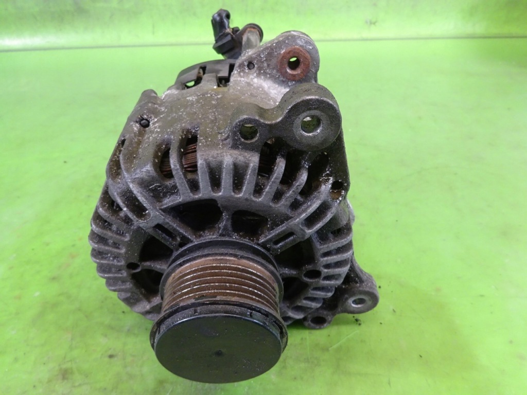 Генератор skoda octavia 2 2.0 tdi 06f903023c с Разборки