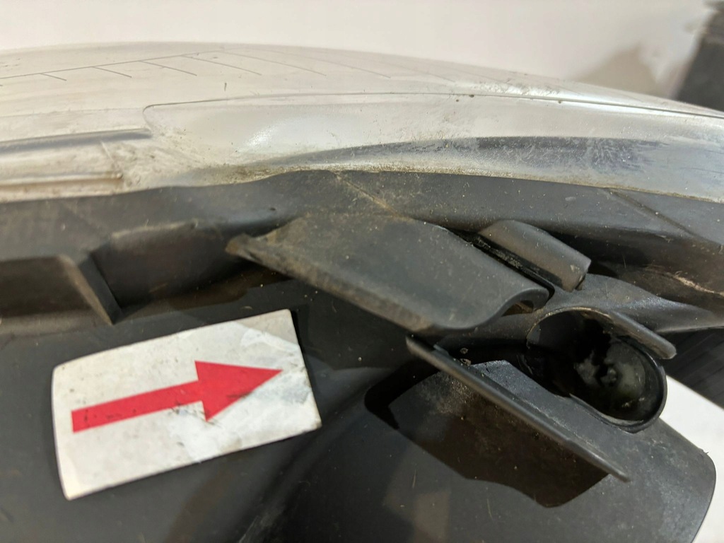 фото №9, Vw golf 5 plus лампа передня h7 права - 14814