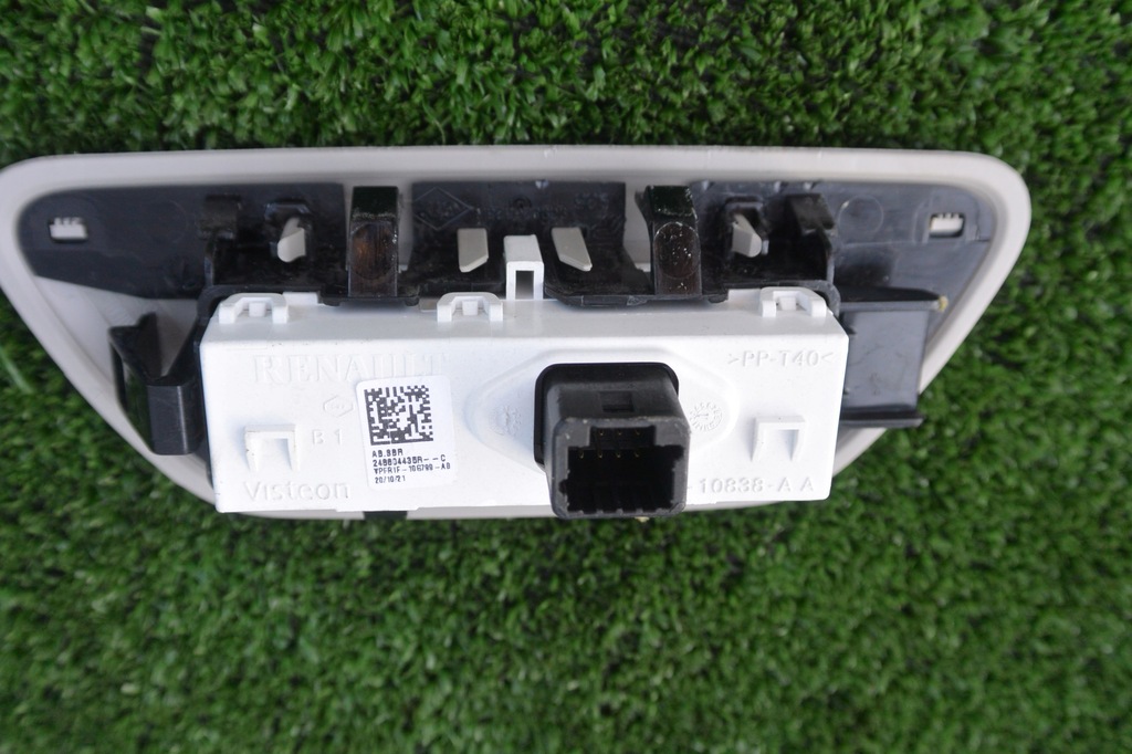 фото №2, Дисплей ременів подушка безпеки dacia renault duster ii eu