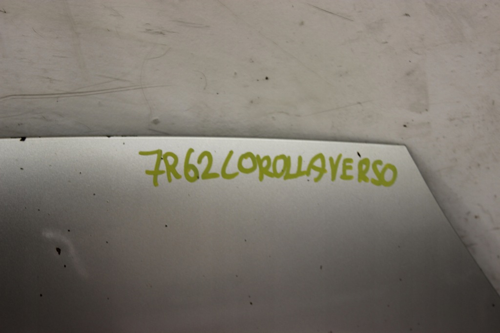 фото №8, Капот крышка toyota corolla verso ii 04- 1e7