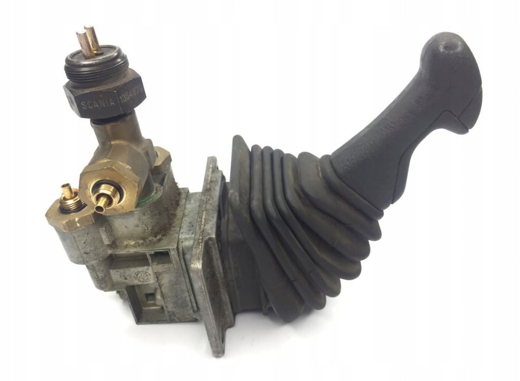 Купить 1408332 scania клапан тормоза ручного
