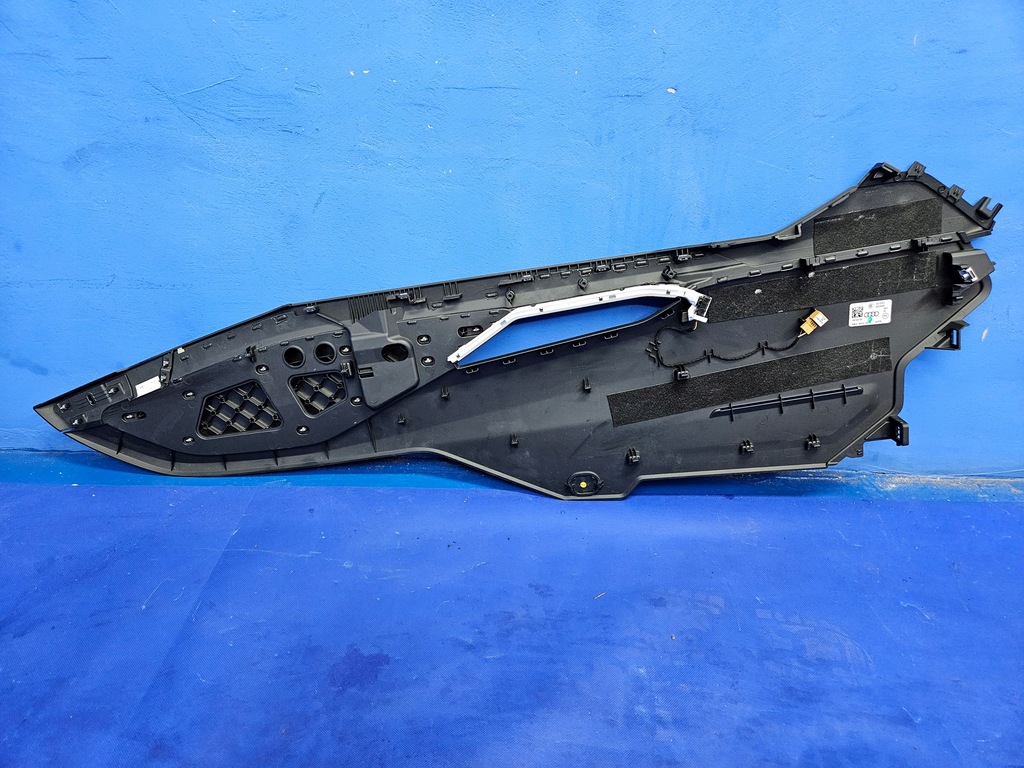 фото №7, Audi q8 e-tron 55 права захист накладка тунель середнього 4kl863304