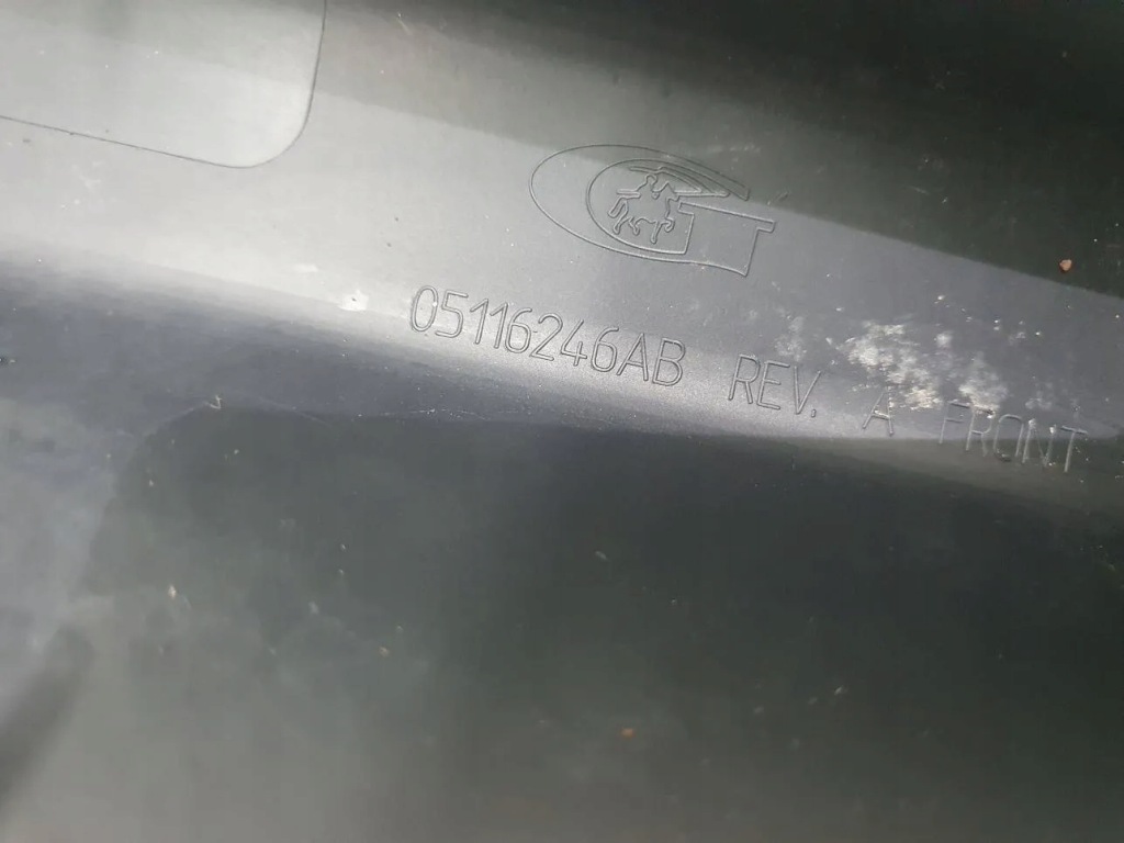 фото №2, Молдинг порог брызговик правый перед jeep patriot