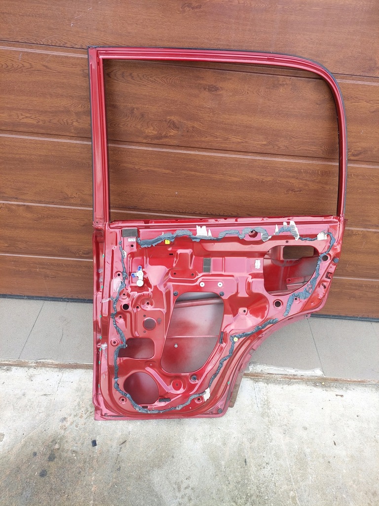 фото №7, Дверь задняя правый suzuki grand vitara i 98-05r