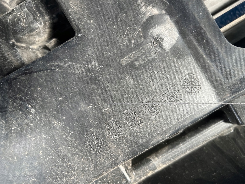 фото №4, Dodge ram 19- решётка радиатора