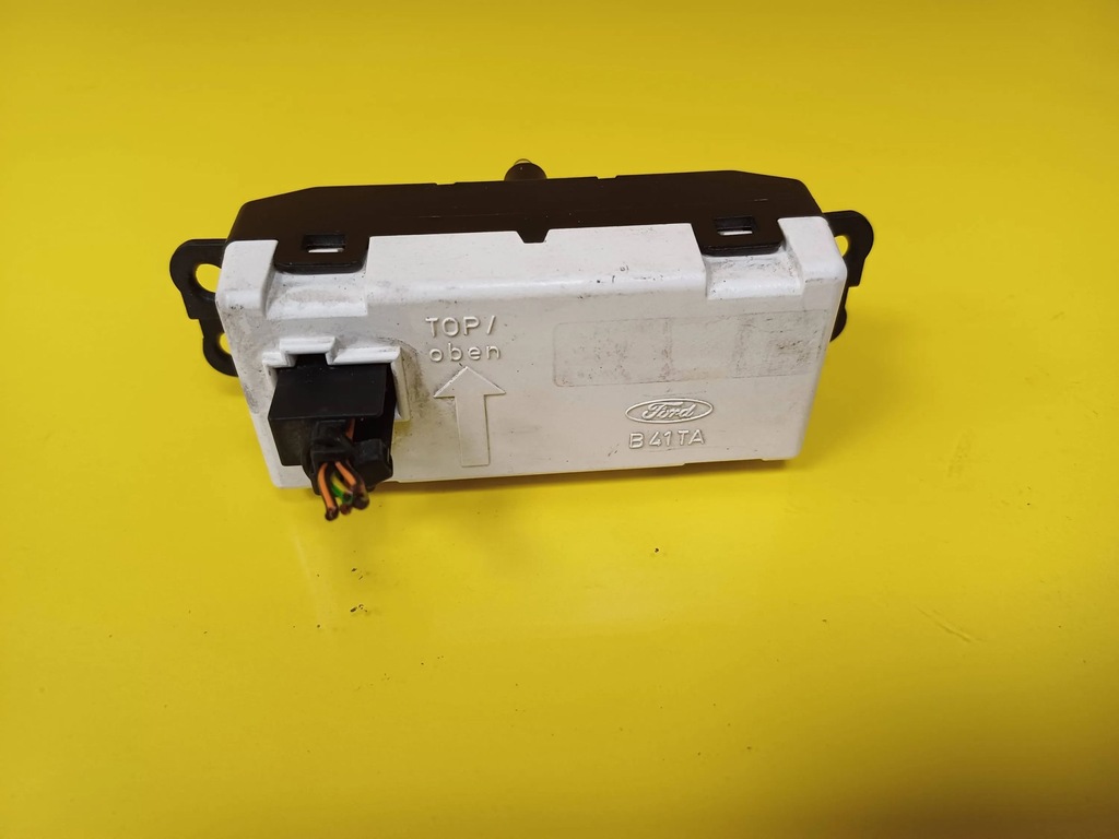 фото №1, Дисплей годинник ford focus b41ta nr936