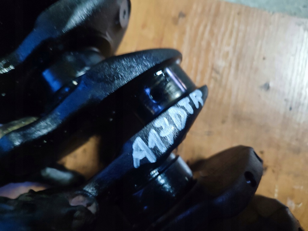 Купить Wał коленчатый с вкладышами a17dtr