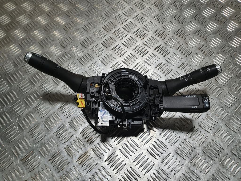 фото №1, Перемикач комбінований стрічка renault captur ii 19-