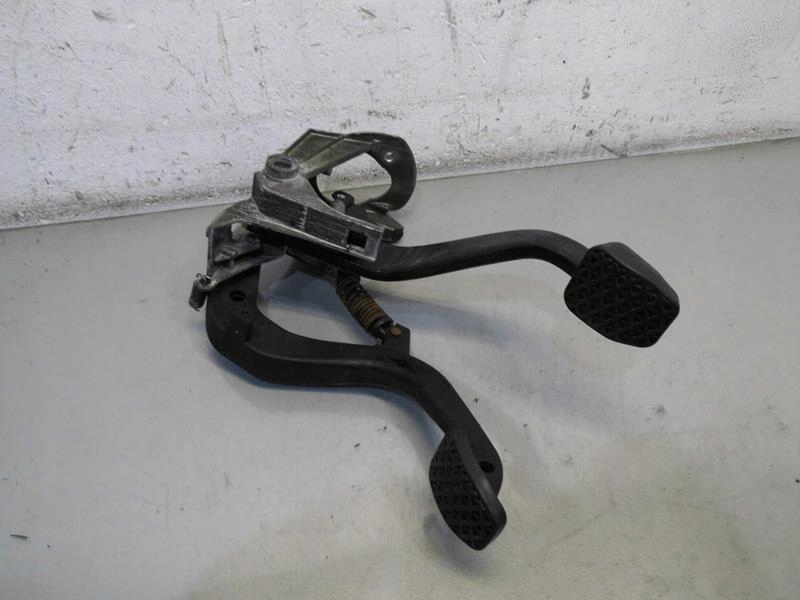 фото №1, Педаль педалі гальма зчеплення bmw 1 f20 2.0 d