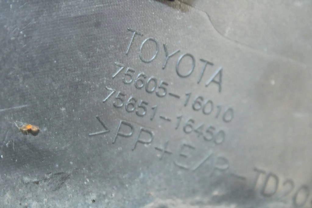 фото №10, Молдинг правая задняя задняя toyota corolla cross