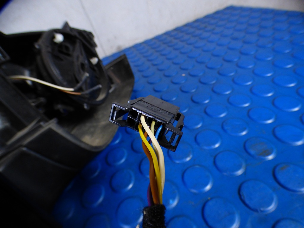 фото №12, Основание зеркало правая na запчасти 5jb857408 k skoda rapid