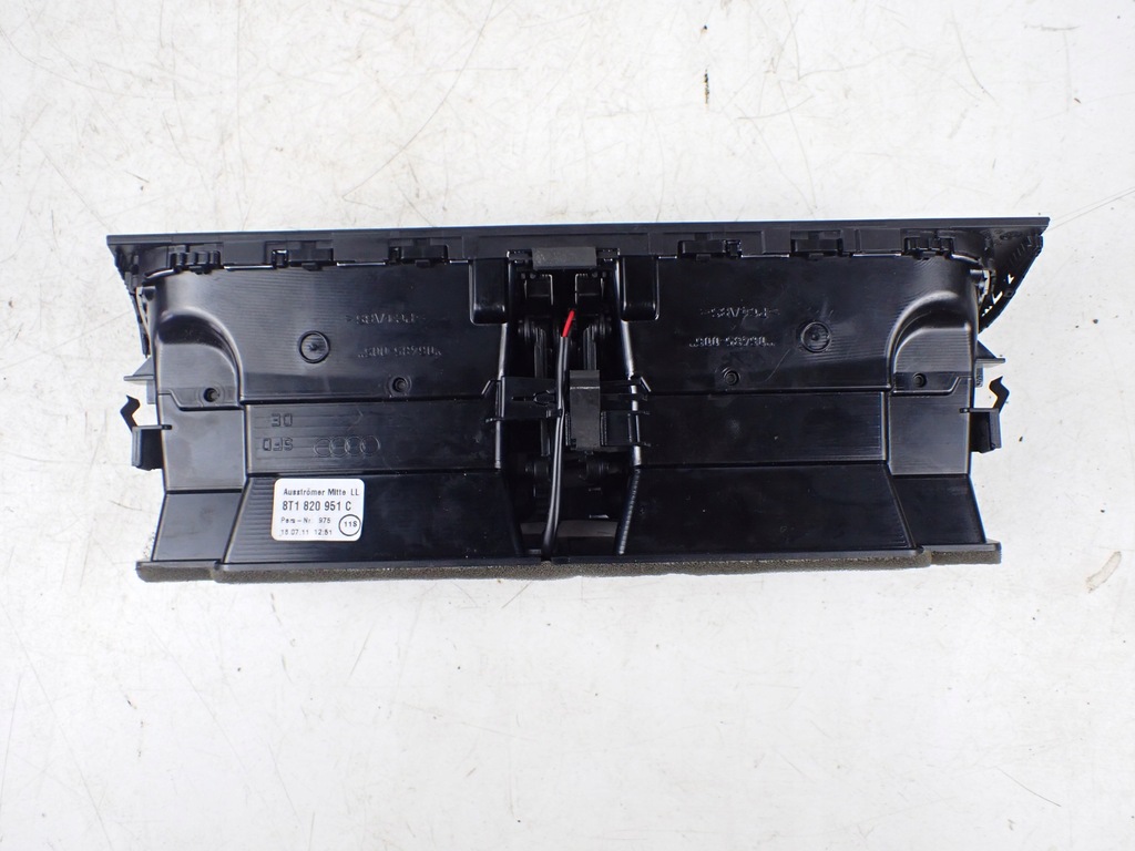 фото №5, Решётка обдув средняя audi a5 8t 8t1820951c