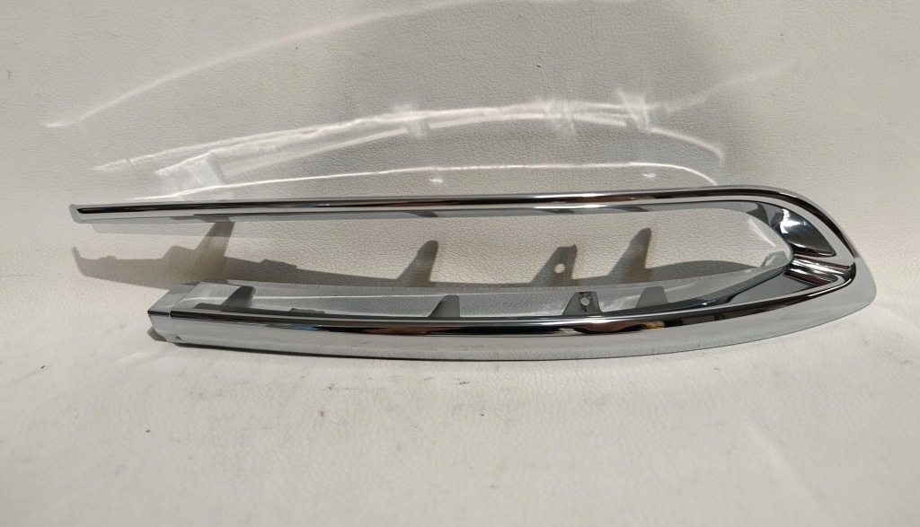 Купити Решітка заглушка хром бампера задній права bmw 5 f10 51127341675