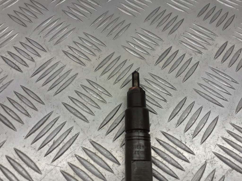 фото №3, Инжектор форсунка volvo s80 2.5 d 074130201q