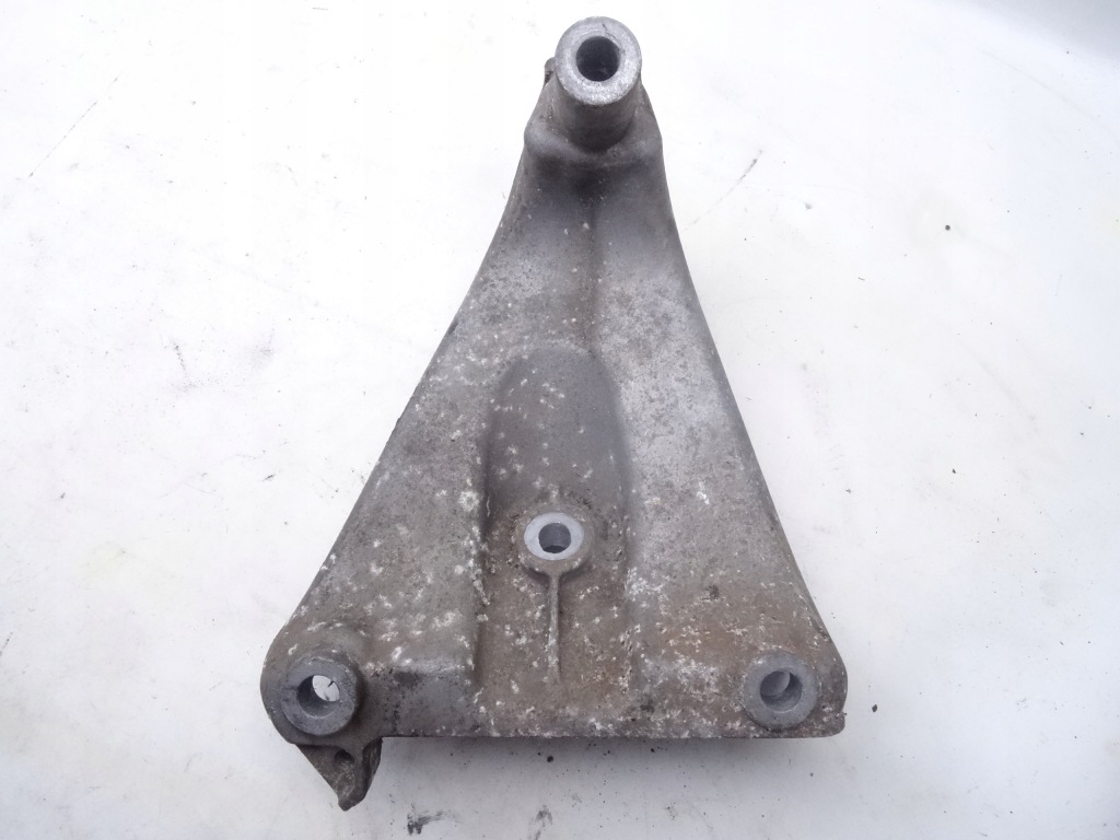 фото №1, Audi a8 d2 99-02 кронштейн кронштейн двигуна 4d0199308ac